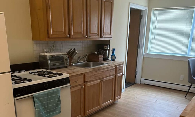 East Haven  Rutland County Apartamento | Stylish Apartment with Fireplace
