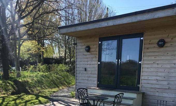 Pembridge Cabina | Secluded and peaceful Cabin in beautiful herefordshire