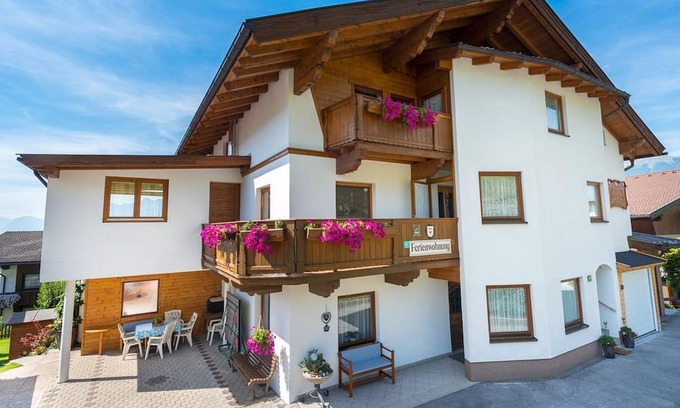 Weerberg Apartamento | Vrbo Property