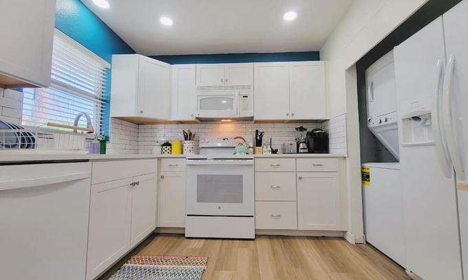 Newtown Cabaña | Little Blue Cottage