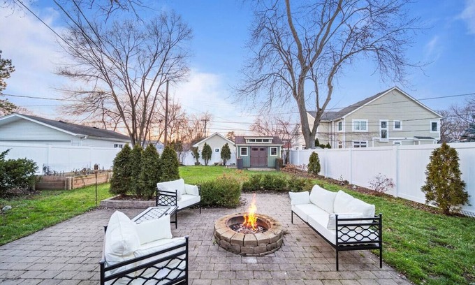 Birmingham Casa | Stylish Luxury 3bd home in Downtown Birmingham