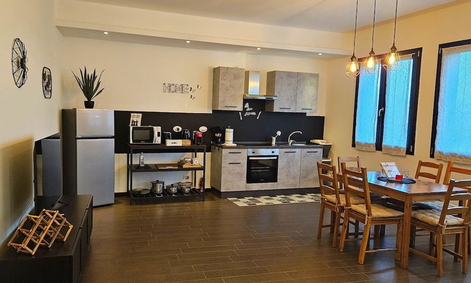 Bergamo Apartamento | Vrbo Property