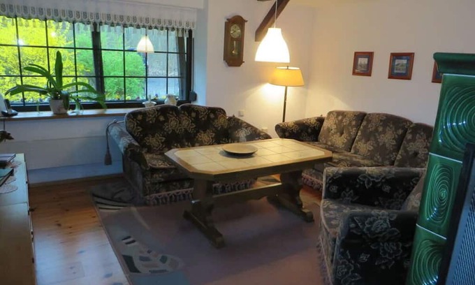 Freyburg Apartamento | Holiday home Anna in the forest