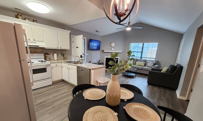 North Charleston Casa | 3 Beds, In the Heart of Everything!