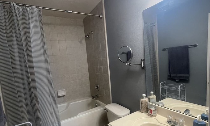 Nassau Bay Casa | Serene and luxurious one bed townhome in beautiful Nassau Bay