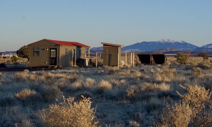 Valle Cabina | Cozy Tiny Home Close To The Grand Canyon!