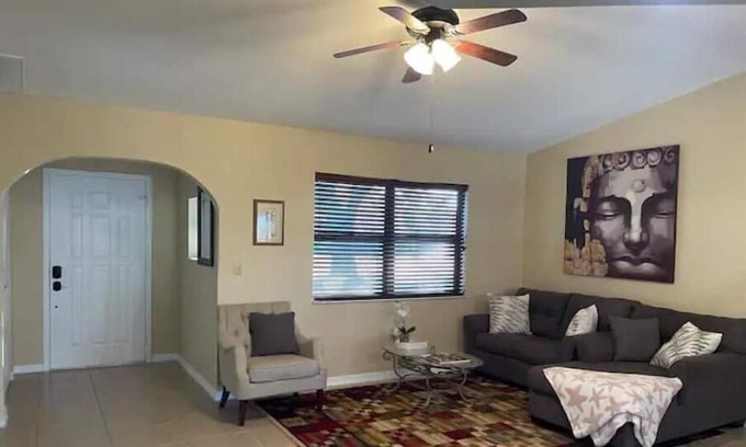 Sebring Casa | Little Nest on Sparrow