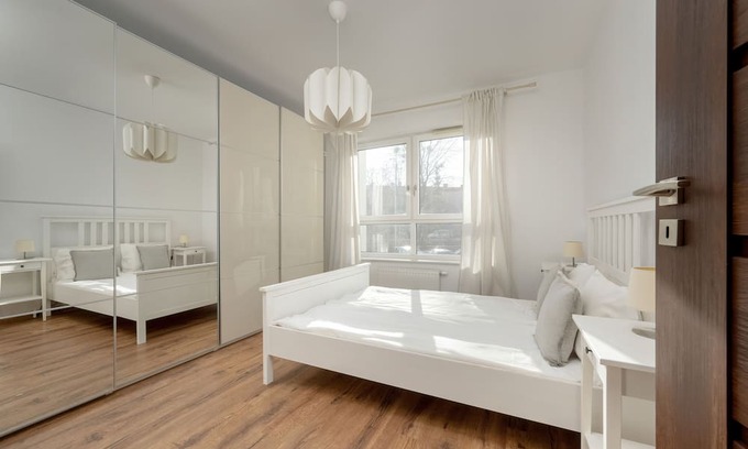 Krzyki Apartamento | Modern Apartment in Wroclaw by Renters