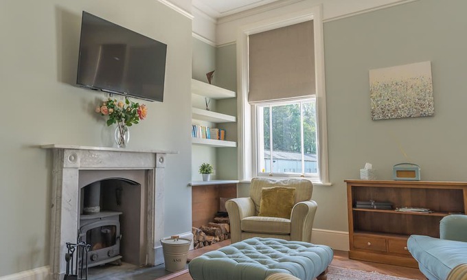 Littleham Apartamento | Buck Suite, comfortable, stylish 2-bedroom family apt within a stately home