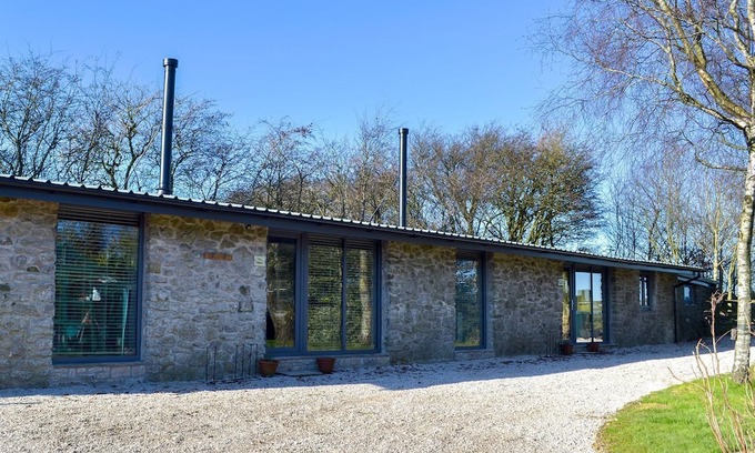 Middleton Cabaña | 1 bedroom accommodation in Middleton-by-Wirksworth, near Matlock