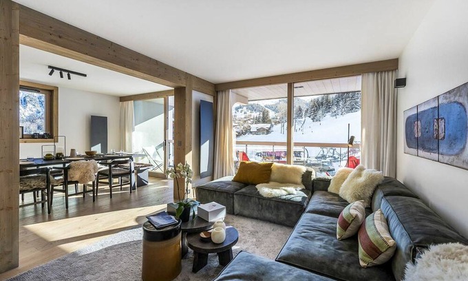 Courchevel Villa | Apartment Un - Four Bedroom Villa, Sleeps 10