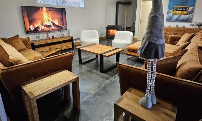 Chamonix City Centre Apartamento | Les Fées Mer : Appartement 150 m² Hypercentre Calme 10 Personnes Garage 2 Places