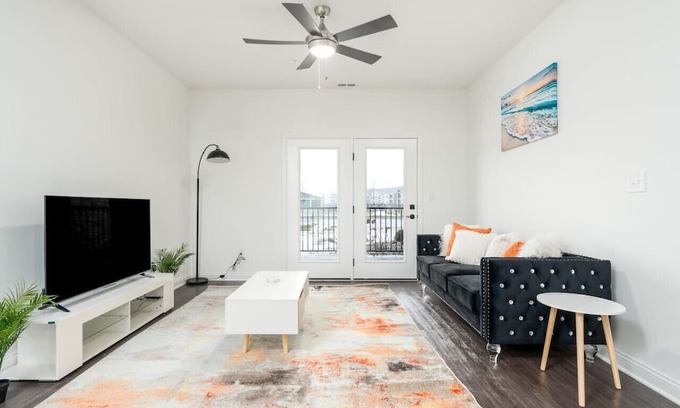 Whitestown Apartamento | Corporate Housing by MGM