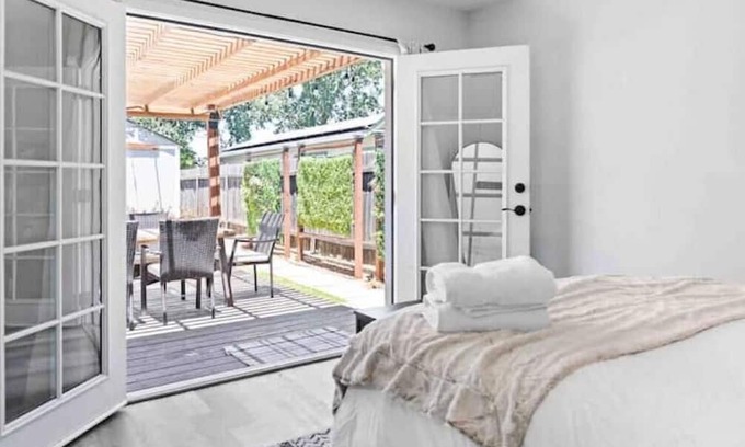 San Luis Obispo Casa | Cozy Home Minutes to Wineries + Fire Pit & Games