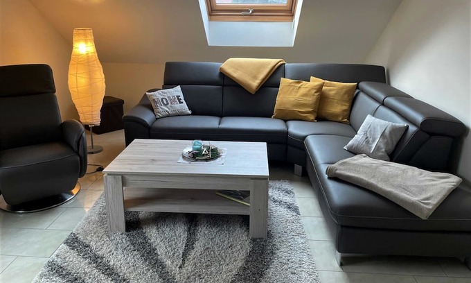 Schoenfeld-Weissig Apartamento | Apartment 'Ruhe Am Sandweg' with Balcony and Wi-Fi