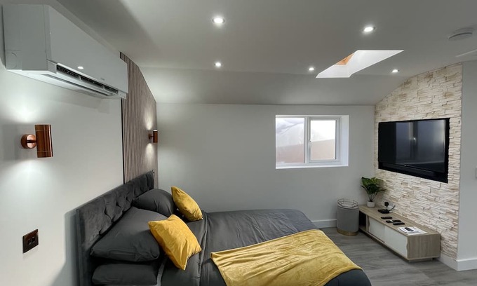 Hamworthy Casa | Private Luxury By The Sea