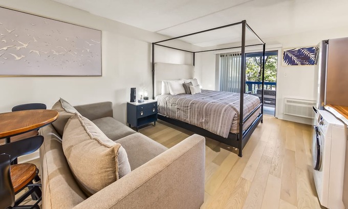 Fairfield Harbour Apartamento | Beautiful new studio on the water