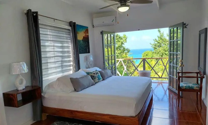 Port Antonio Apartamento | Alex,'s place AT Tim Pappies Elegant well appointed unit