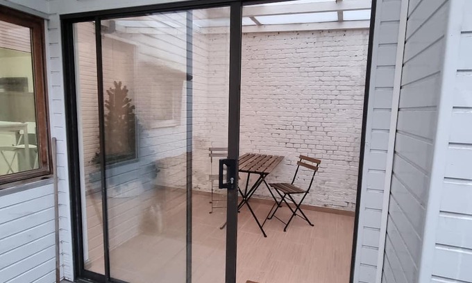 Hoboken Apartamento | +100 m² Groot Gelijkvloers - 3 Bedden - Koer