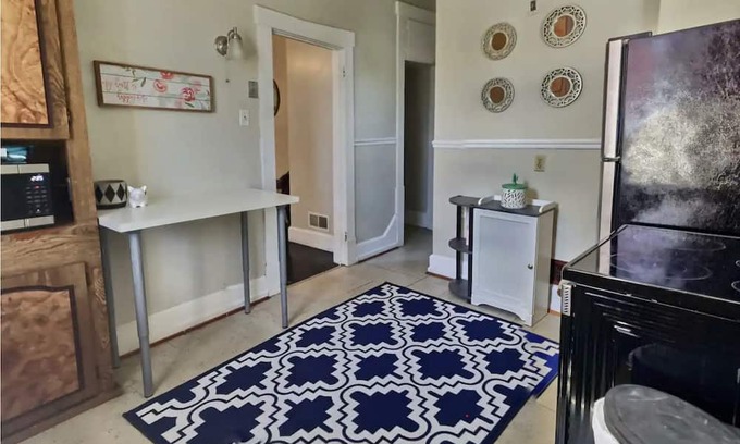Cumberland Casa | 1910s historic brick home, 2 full baths, mountain views, walkable, pets welcome