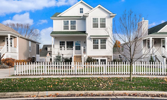 Douglas Casa | Charming home near Michigan's lakes with game room, chef's kitchen, & deck