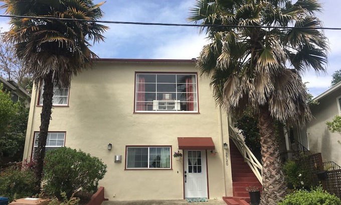 Martinez Casa | Furnished Room in Quiet 2 Bedroom Home. Walk, Bike or Bus to Downtown Martinez.