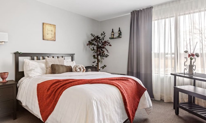 Casselman Cama Y Desayuno | Restauparc Motel Offers Comfort, Convenience and Restaurant Amenities