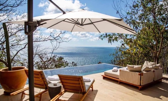 Santa María Tonameca Villa | Casa Cuachalala, comfort and design by the beach.