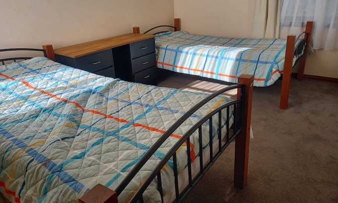Geelong West Casa | Cosy apartment located close to shops, restaurants and Geelong CBD