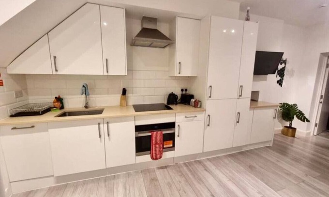 Edgware Casa | Entire 3 bed place in Edgware