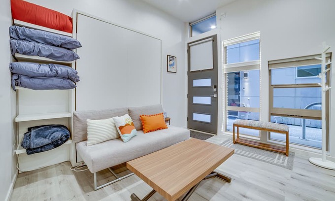 Columbia City Apartamento | Newly Built Seattle Studio: Walk to Seward Park!