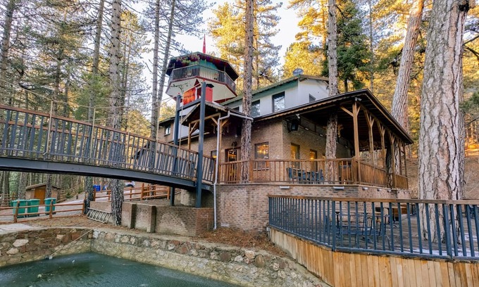 Tosya Casa | Idyllic Retreat in Lakeside Complex in Dipsiz Lake