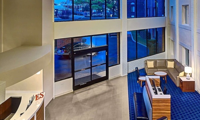 White Station Casa | Relax and Unwind! Pets Allowed, Near Fire Museum of Memphis!