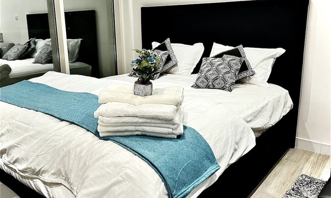 Jumeirah Apartamento | Brand *NEW* Premium High Floor Studio near Burj