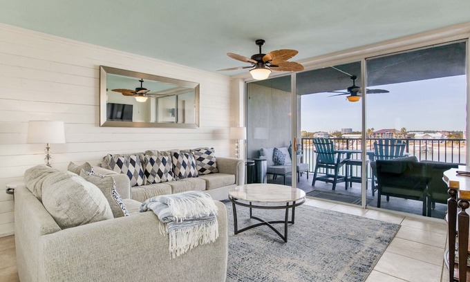 Orange Beach East Condominio | Wind Drift 416 North! Gorgeous Beach and Bay Views