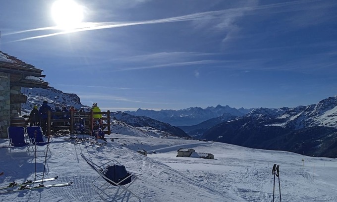Randa Apartamento | Private 2 Zimmerwohnung mit Wunderbarer Aussicht Aufs Klein Matterhorn