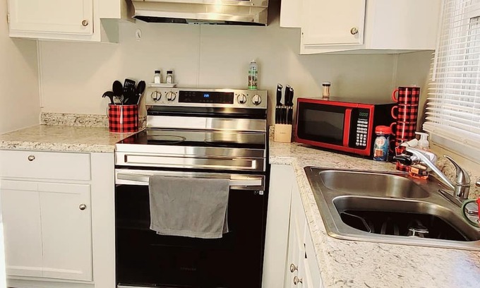 Cameron Cabaña | Whistling Pines Cottage