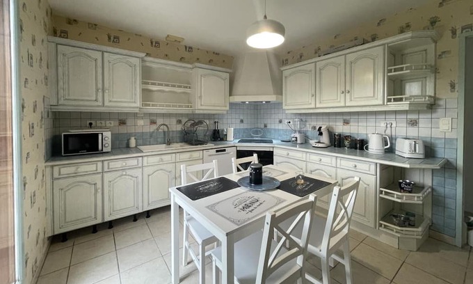 Avermes Cabaña | Gite Avermes, 2 bedrooms, 4 persons