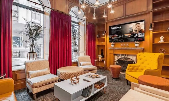 Midtown Casa | Central Hotel Room with 2 Bedrooms & at Bryant Park - Times Square