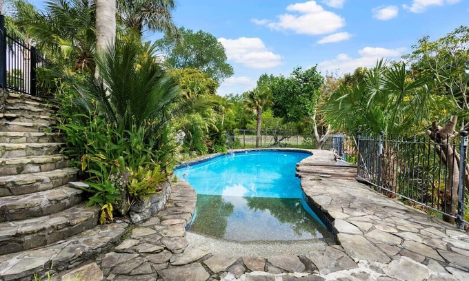 Whitford Casa | Countryside Zen Estate with Sea views and Pool