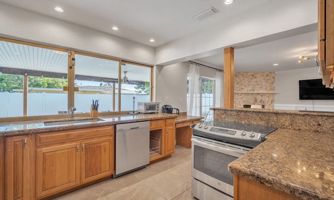 Imperial Point Casa | Lauderdale By The Sea 4 Bedroom Home by RedAwning