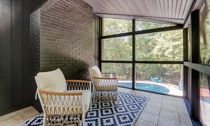 Charlotte Casa | {The Escape} Amazing Heated Pool Luxury-heated March 1-November 1.