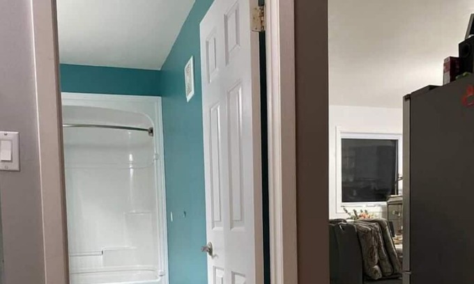 Brandon Apartamento | West riverheights room 3.