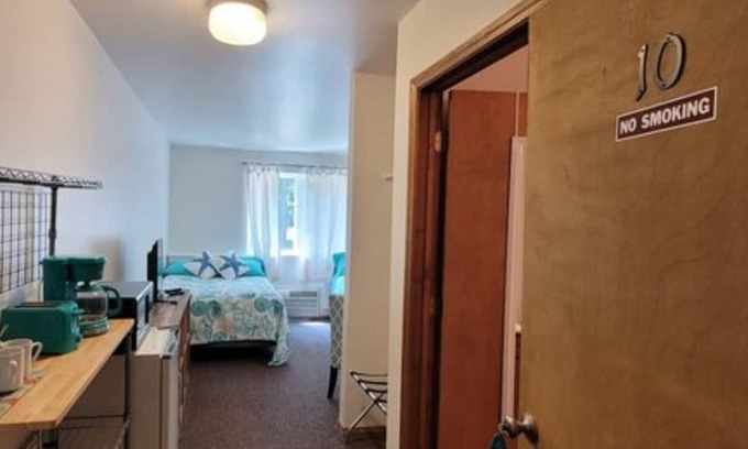 Oscoda Casa | The Motel Room - #10