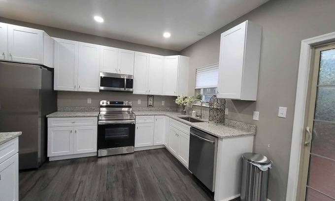 Owings Mills Casa | Lux Home in Owings Mills