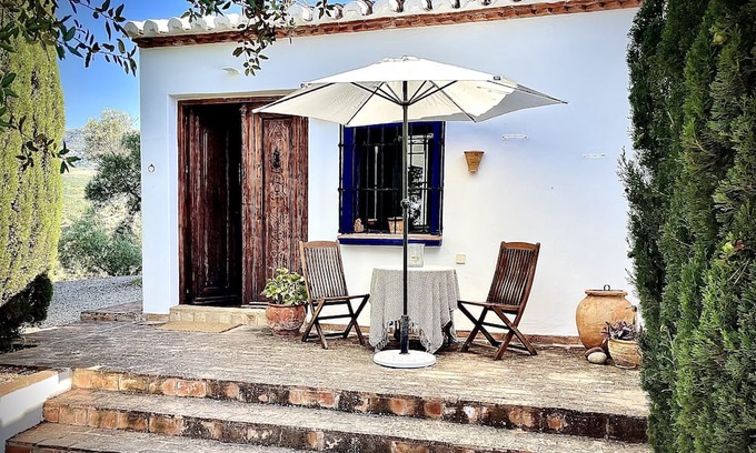 Riogordo Apartamento | Romantische Wohnung - Finca mit Spa Pool und Privater Terrasse