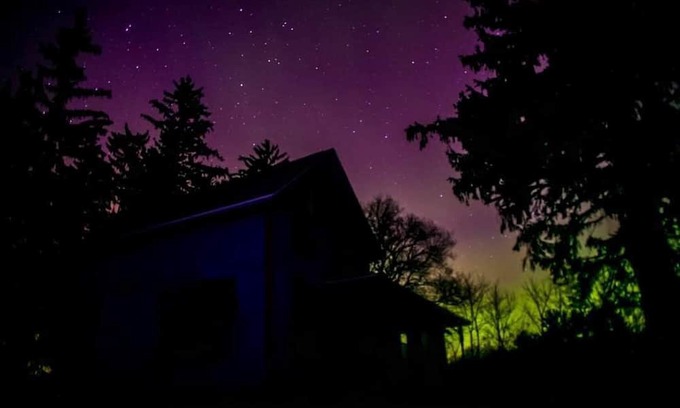 Wautoma Otro | Quaint 150 yr old farmhouse on 5 acres. Close to Nordic Mountain Ski Resort.