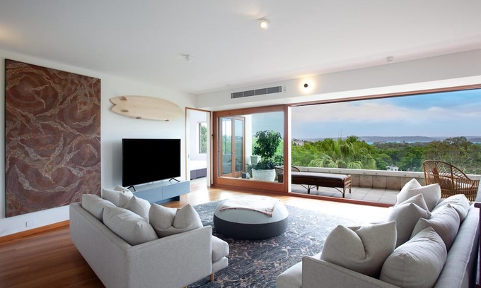 Bellevue Hill Apartamento | The Bohemian, Bellevue Hill (ISYD) - Stunning 3 bedroom light-filled apartment with a relaxed boho chic vibe in a enviable location