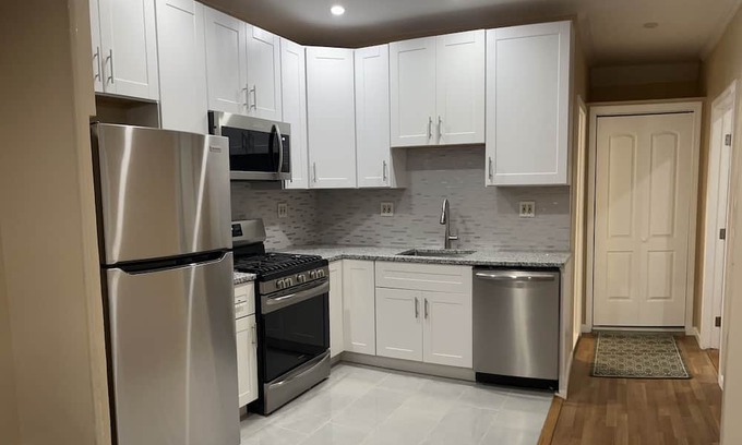 Meriden Apartamento | Charming 2-Bedroom Apartment