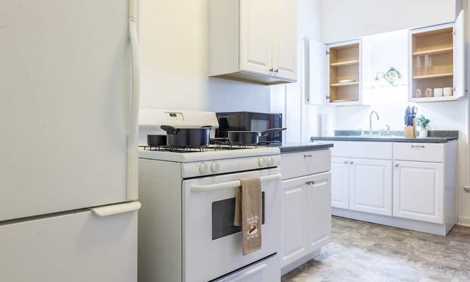 Downtown Buffalo Casa | This house is a 2 bedroom(s), 1 bathrooms, located in Buffalo, NY.